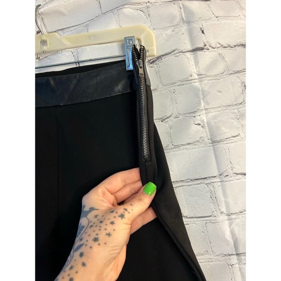 Women's Romeo & Juliet Couture Black Pants with Leather Top. SZ L - Picture 3 of 4